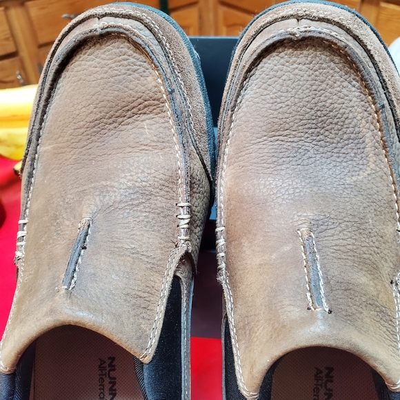 Men's 10 1/2 M slip on loafers - Picture 5 of 7